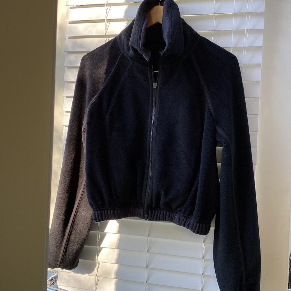 Lululemon Plush Times Jacket Heathered grey Core Black size 8 ⭐️⭐️⭐️⭐️ - Picture 9 of 16